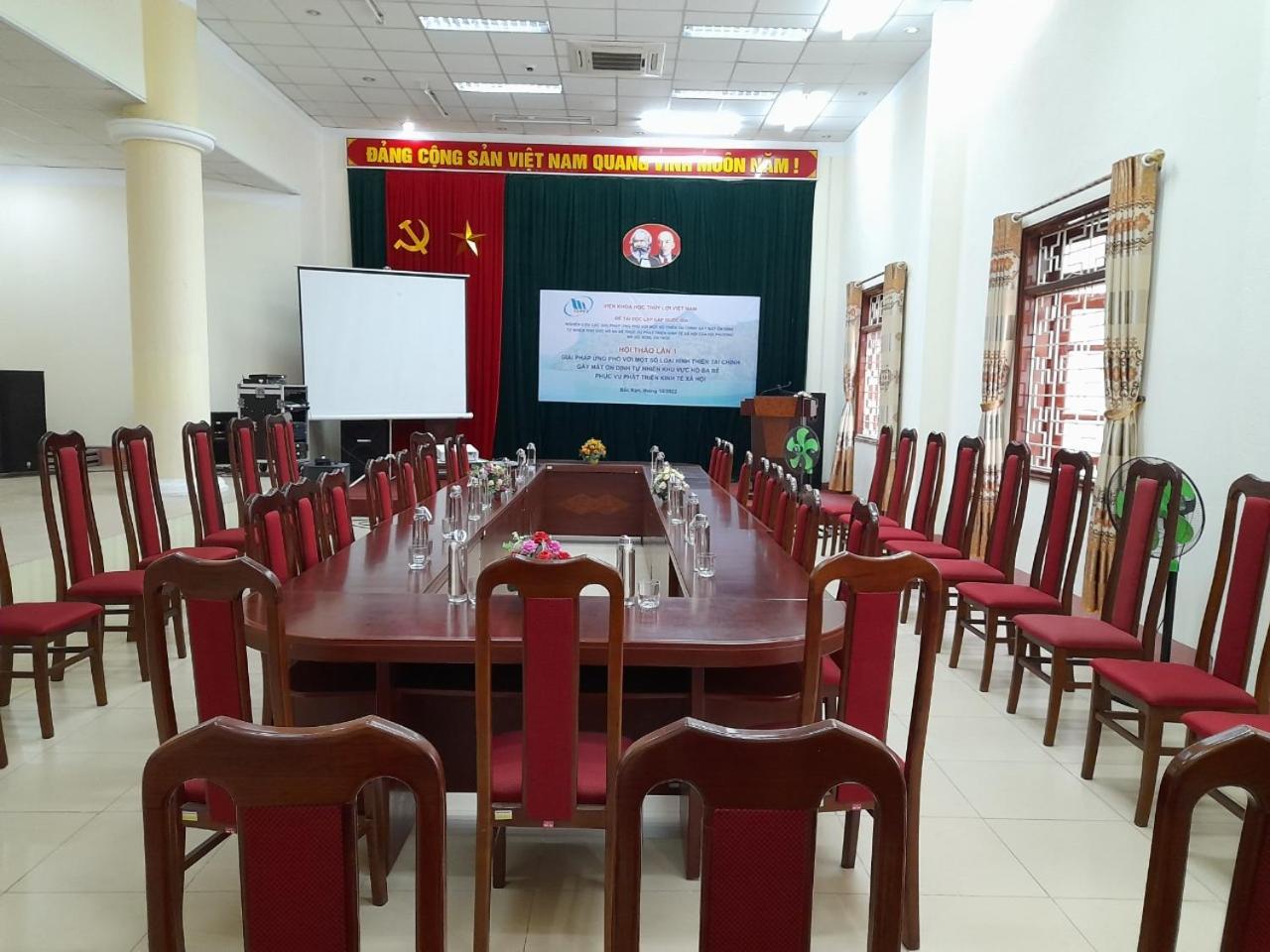 فندق Khach San Vuon Quoc Gia Ba Be Bac Kan المظهر الخارجي الصورة